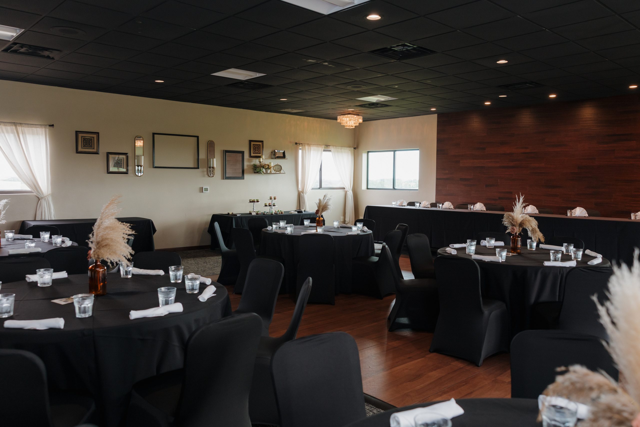 annika frame photograhy-hi point steak house-6 (1)